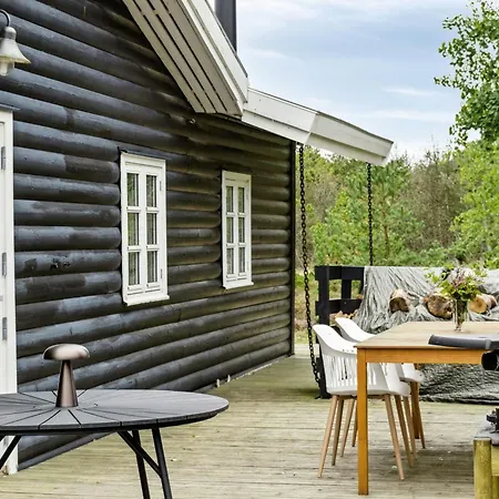 High Ceilings In Bright Near Lodskovvad Ålbæk